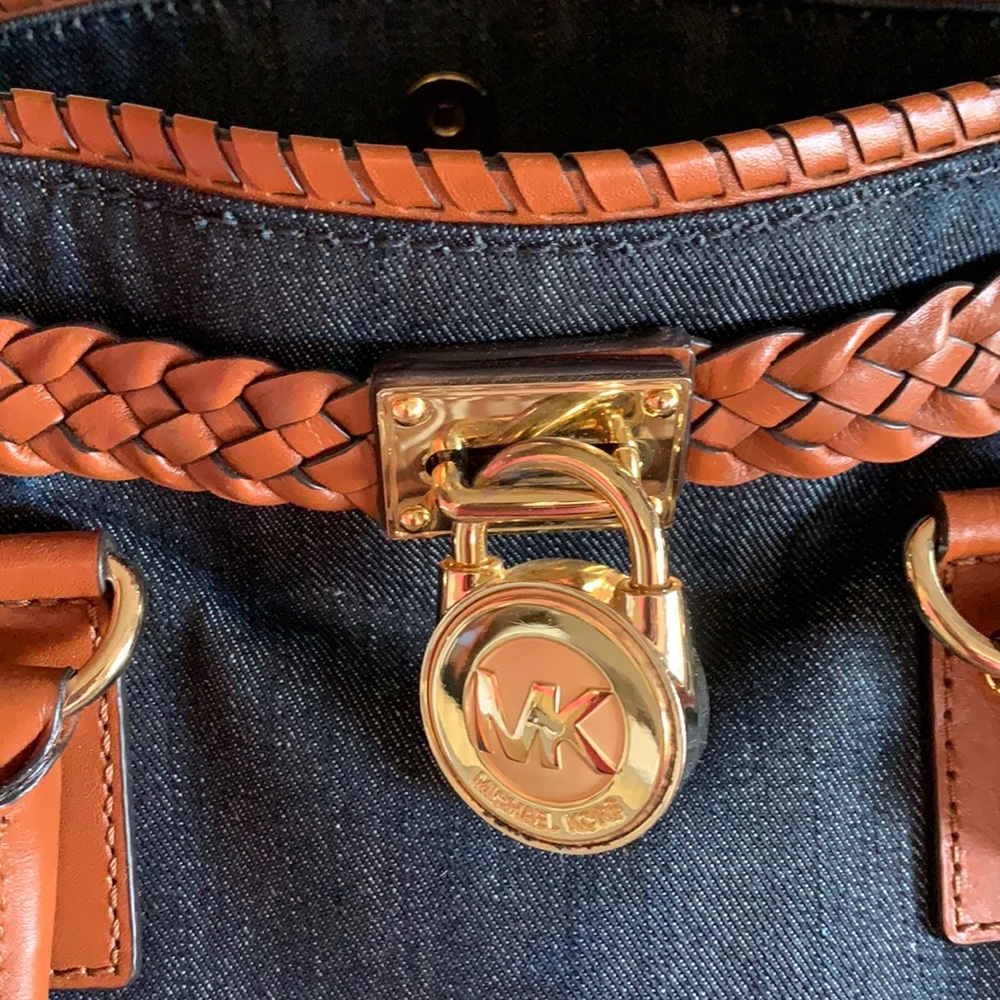 Michael Kors Hamilton denim/luggage tote